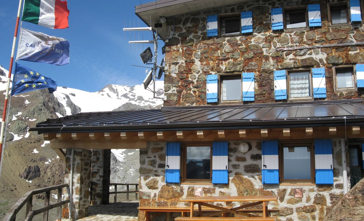 Rifugio Larcher Cevedale | © Ph Parco Nazionale dello Stelvio, APT Valli di Sole, Peio e Rabbi