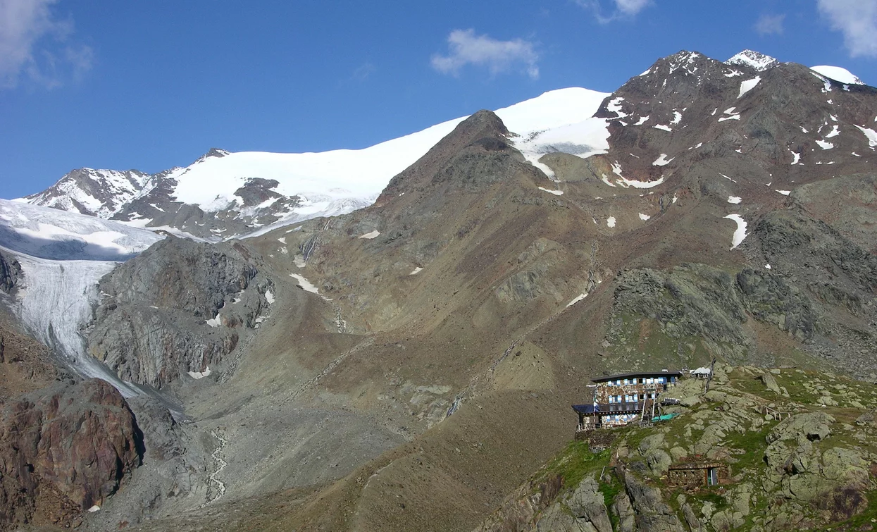 Rifugio Cevedale «Guido Larcher» | © Ph Guide Alpine Val di Sole, APT Valli di Sole, Peio e Rabbi