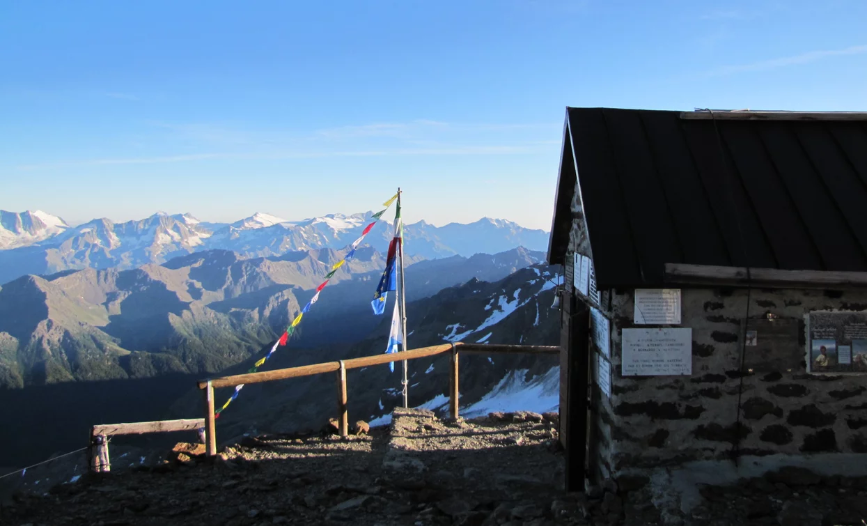 Rifugio Vioz «Mantova» alpine hut | © Ph Bezzi Paola, APT Valli di Sole, Peio e Rabbi