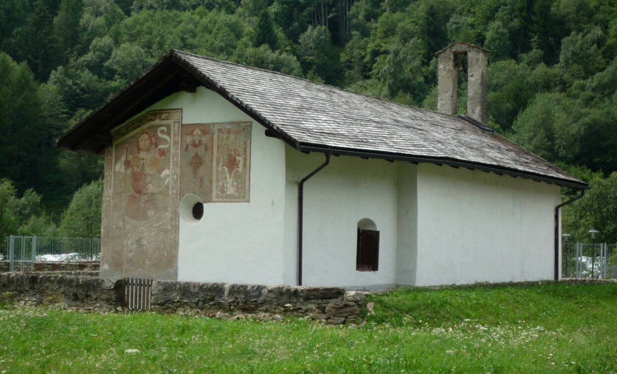 La chiesetta di S.Bartolomeo all'inizio del percorso | © Sconosciuto