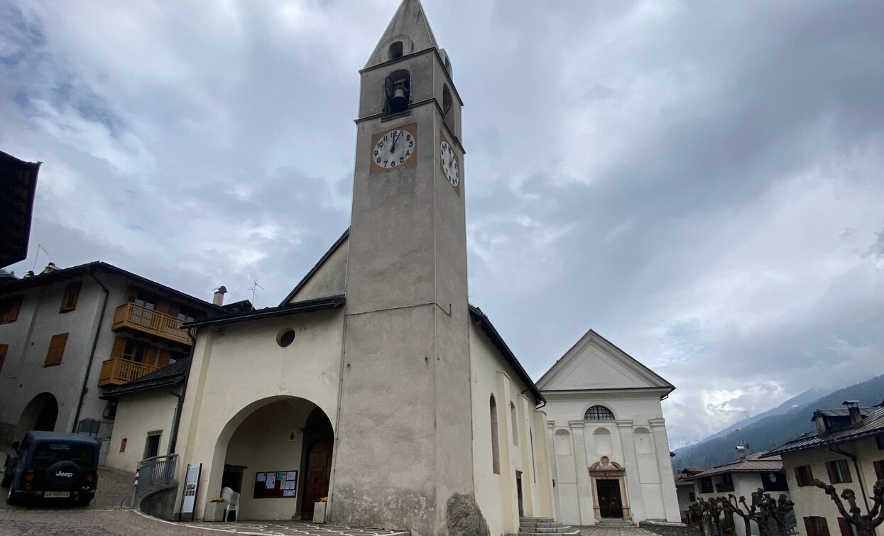 Chiesa dei Santi Pietro e Paolo e Santuari della Madonna di Caravaggio | © Azienda Turismo Val di Sole, APT Valli di Sole, Peio e Rabbi