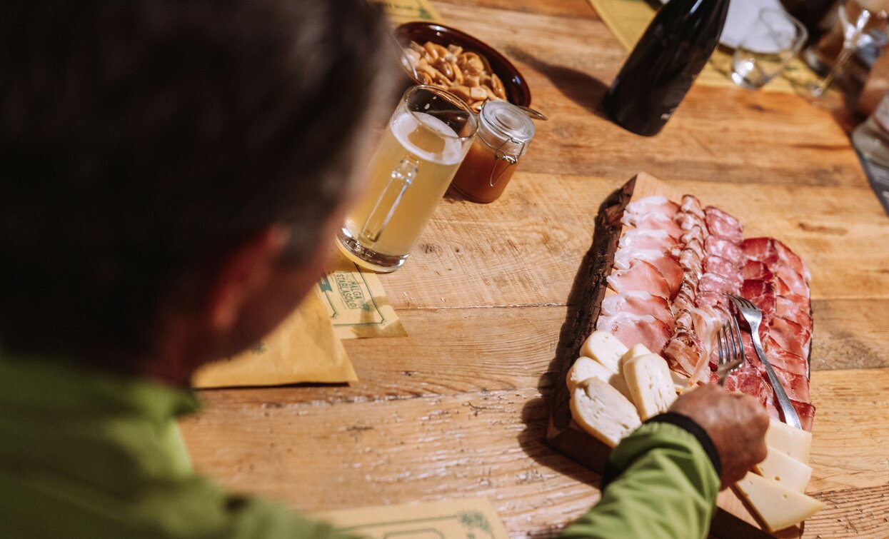 Platter at Malga Stablasolo | © Alice Russolo, APT Valli di Sole, Peio e Rabbi