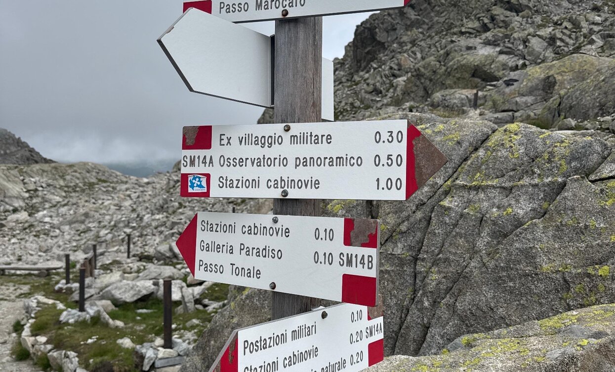 Signs along the route | © Azienda Turismo Val di Sole, APT Valli di Sole, Peio e Rabbi