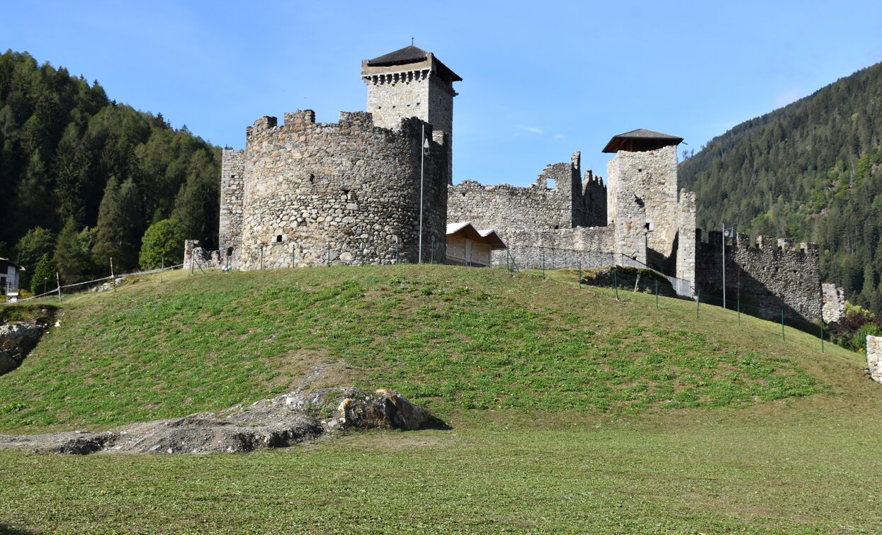 Castello Ossana  | © Archivio APT Val di Sole - ph Dario Andreis