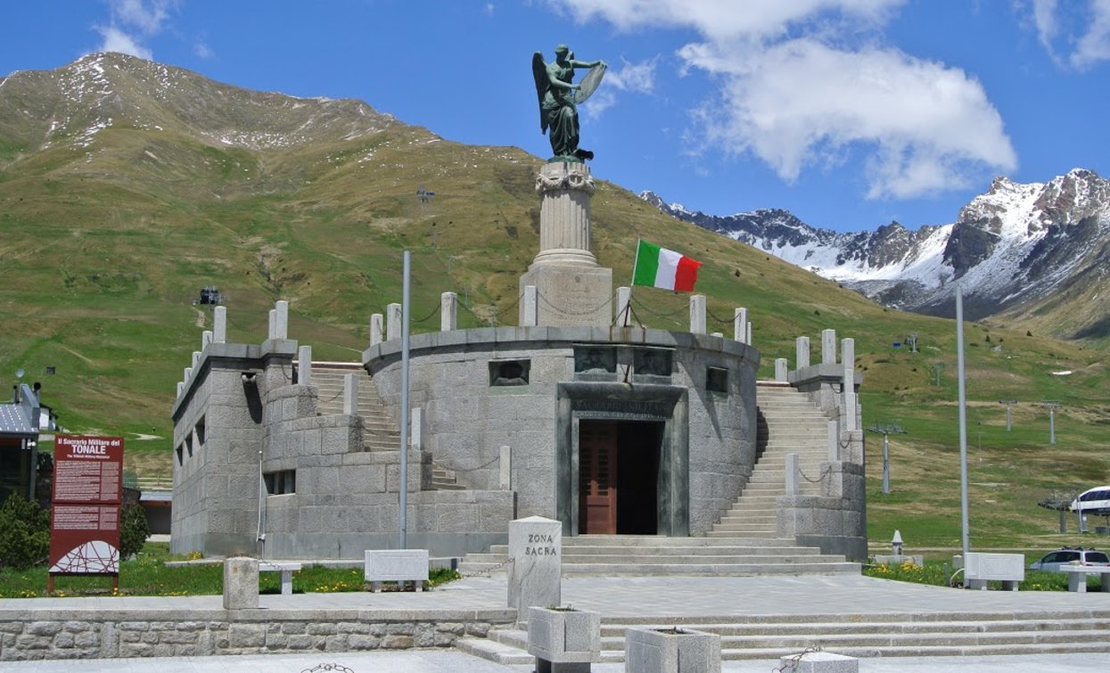 Sacrario Prima Guerra Mondiale a Passo Tonale | © Archivio APT Val di Sole - Ph Roberta Zambotti