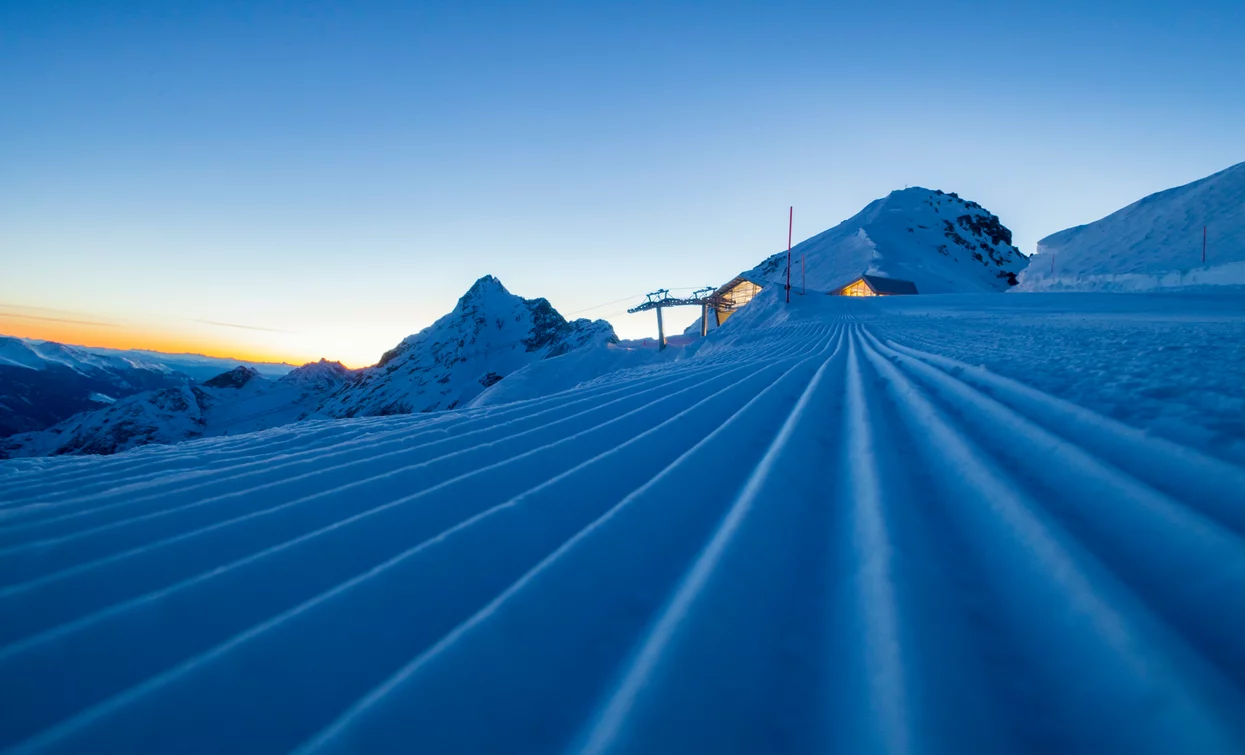 Trentino Ski Sunrise Ghiacciaio Presena  | © Archivio APT Val di Sole - ph Mauro Mariotti