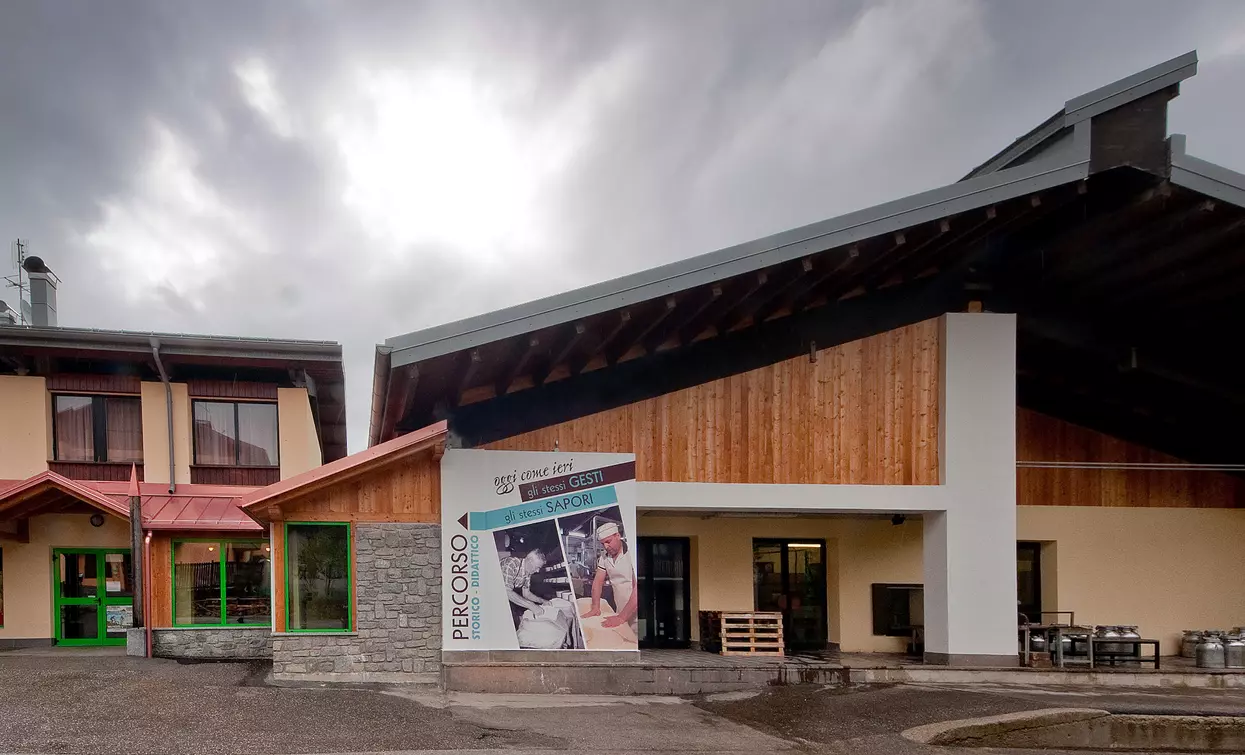 Caseificio Presanella | © Archivio APT Val di Sole - Ph Graffite Studio