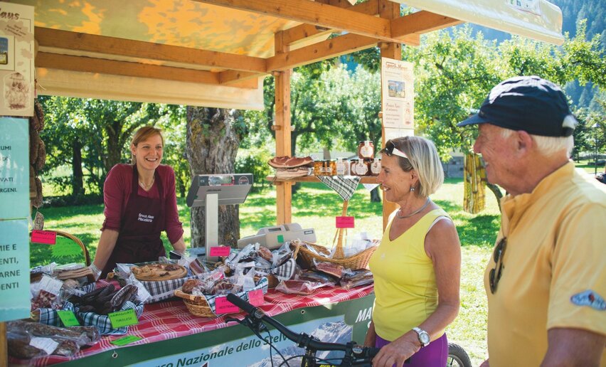  Mercato Contadino in Val di Sole | © Archivio APT Val di Sole - Ph Rotwild
