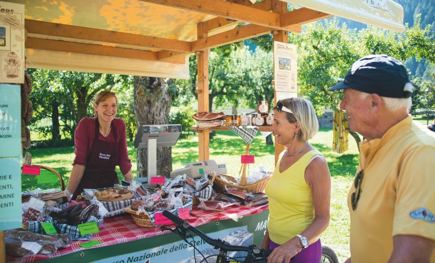  Mercato Contadino in Val di Sole | © Archivio APT Val di Sole - Ph Rotwild