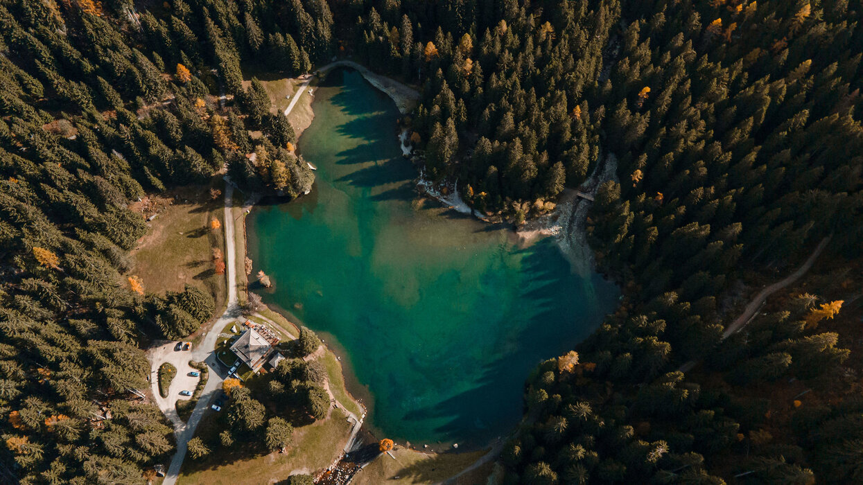 Lago dei Caprioli in autunno | © Archivio APT Val di Sole Ph Elisa Fedrizzi