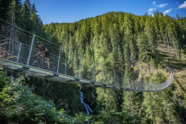 Ponte Sospeso Val di Rabbi | © Archivio APT Val di Sole - Ph Tommaso Prugnola