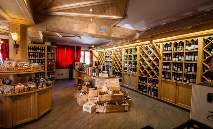 Enoteca Malanotti | © Ph. Enoteca Malanotti - Archivio APT Val di Sole