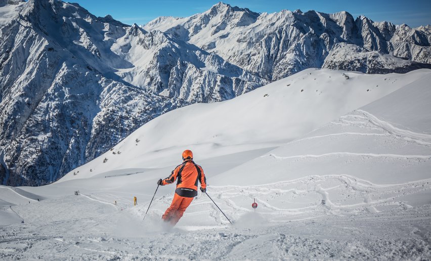 Libertà sugli sci nella nella skiarea Pontedilegno - Tonale | © Archivio APT Val di Sole - Ph Tommaso Prugnola