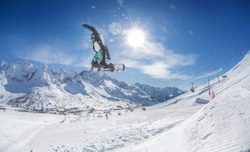 Snowpark Tonale nella ski area Pontedilegno Tonale | © Archivio APT Val di Sole - Ph Tommaso Prugnola