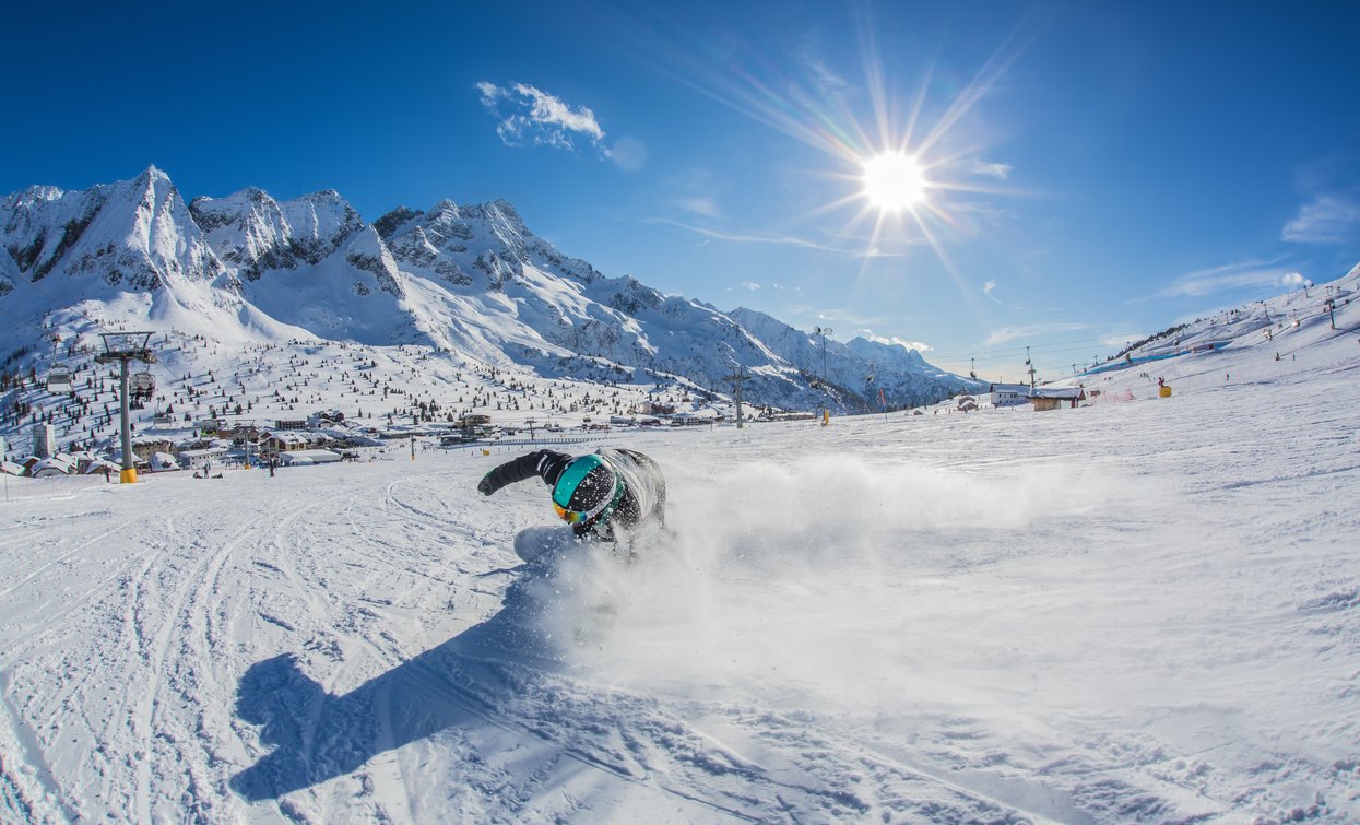 Snowboard a Pontedilegno Tonale | © Archivio APT Val di Sole - Ph Tommaso Prugnola