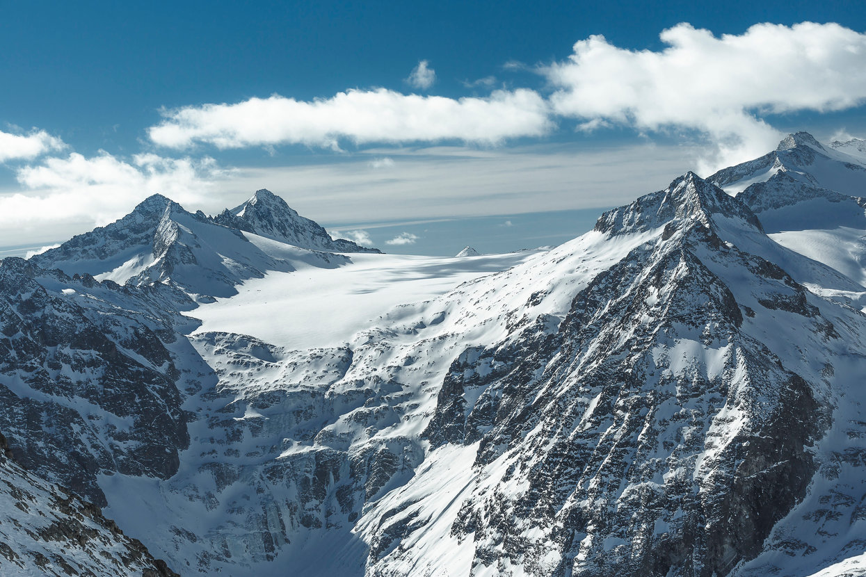 Vista dal Ghiacciaio Presena nella skiarea Pontedilegno - Tonale | © Archivio APT Val di Sole - Ph Caspar Diederick 