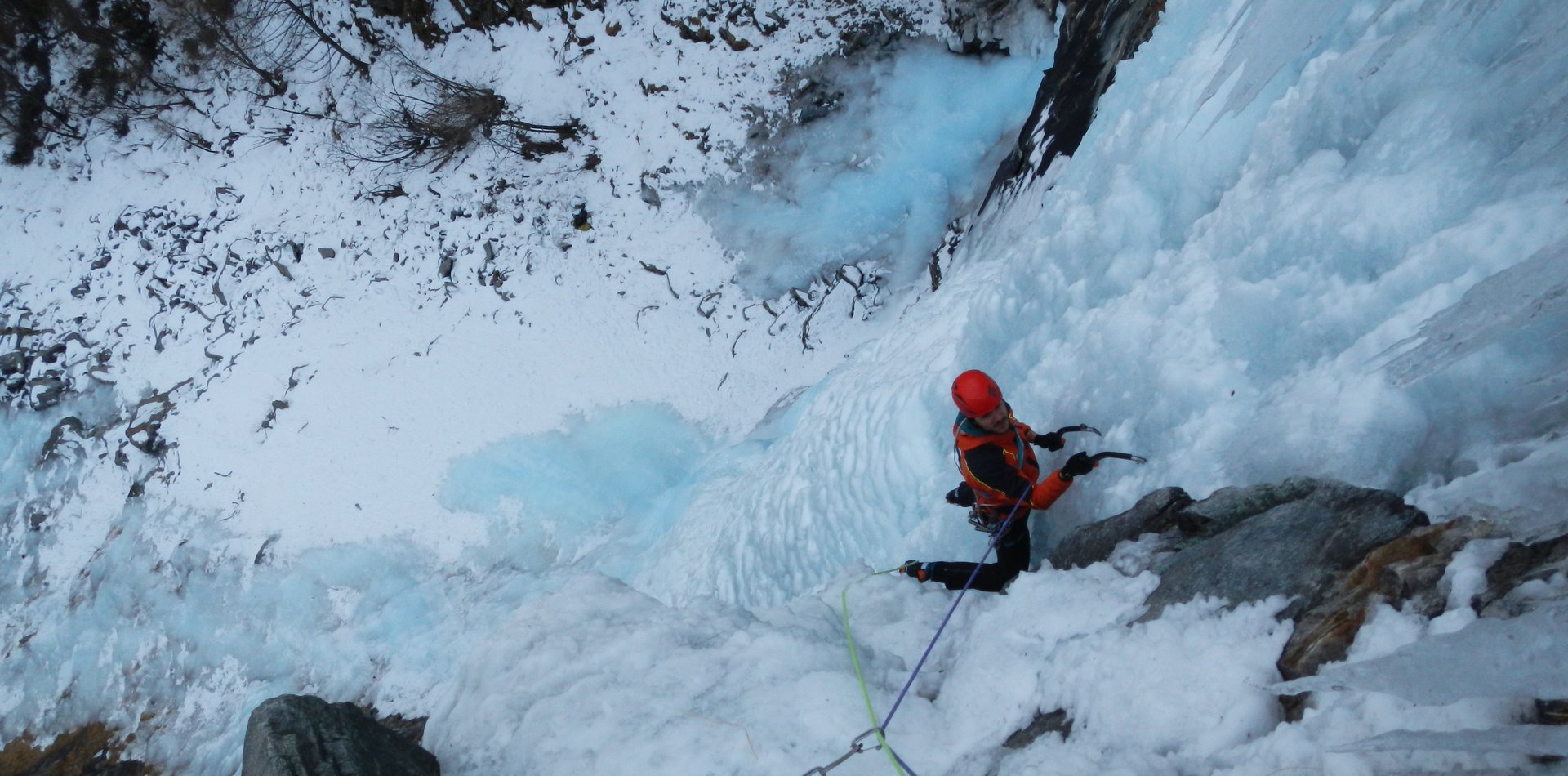Arrampicata su cascata di ghiaccio - Cascate Valorz | © Archivio Scuola di Alpinismo e Scialpinismo Val di Sole