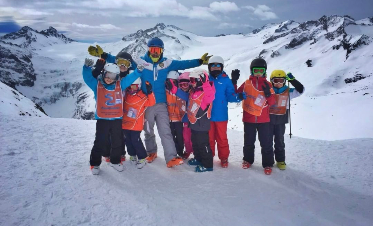 Corso di sci bambini | © Archivio Scuola Sci e Snowboard Evolution Passo Tonale