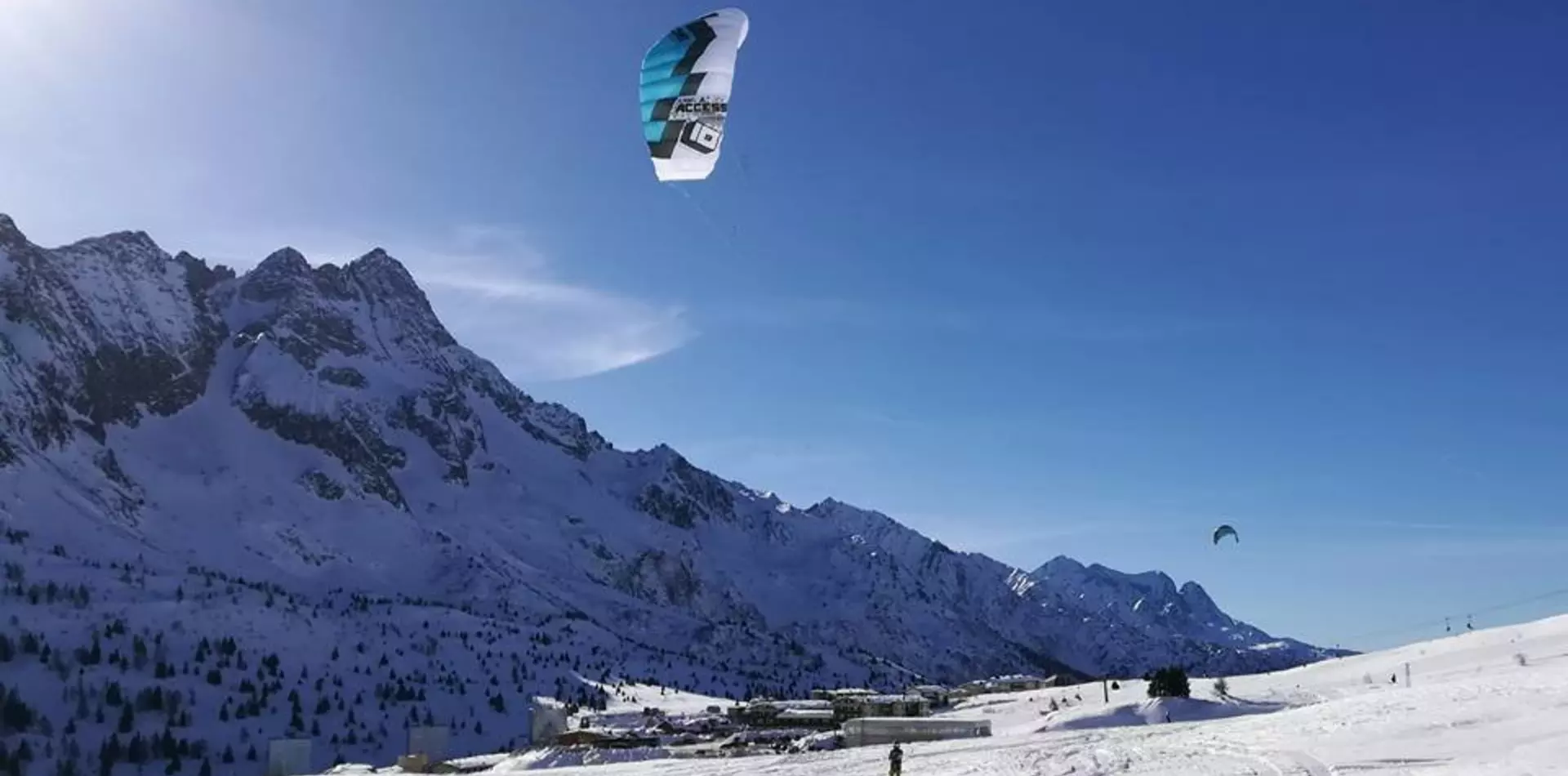 Snowkite a Passo Tonale | © Archivio Scuola snowkite Tonale